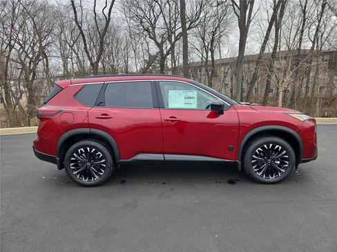 New 2026 Nissan Rogue SV AWD/4WD image 2