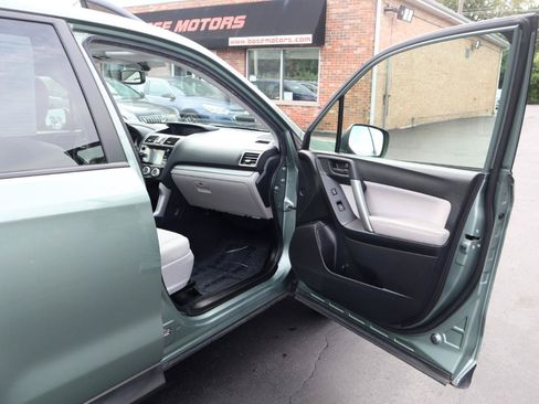 Used 2016 Subaru Forester 2.5i Premium w/ Protection Package #1 AWD/4WD image 10