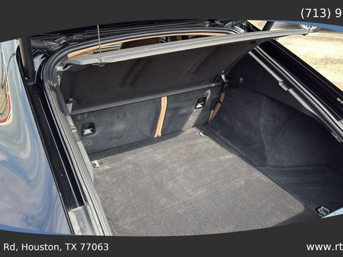 Used 2017 Porsche Panamera image 30