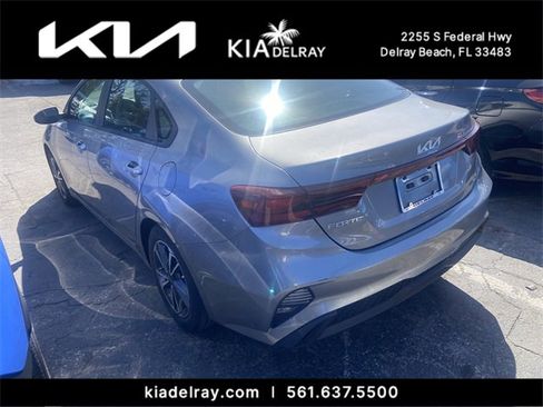 Used 2023 Kia Forte LXS w/ LXS Technology Package image 9