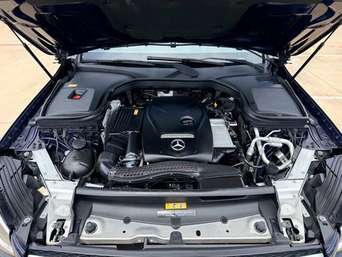 Used 2016 Mercedes-Benz GLC 300 image 32