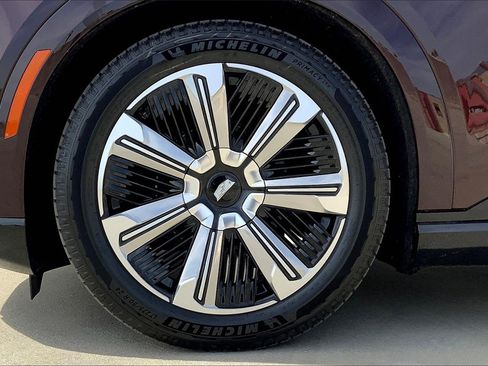 New 2025 Cadillac Escalade IQ Luxury 2 image 13