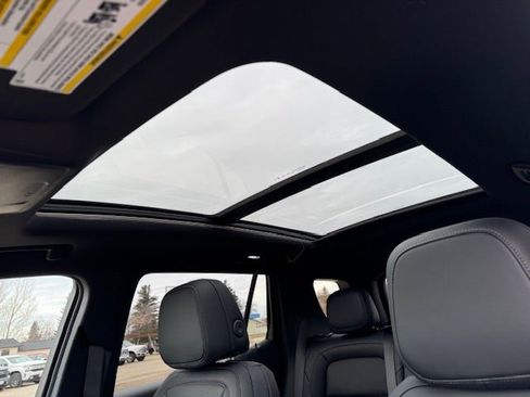 New 2026 Chevrolet Equinox LT w/ Convenience Package II image 12