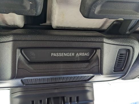 Used 2025 Jeep Wrangler Willys image 57