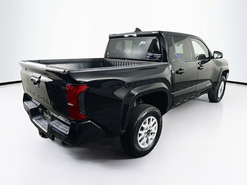 Used 2024 Toyota Tacoma SR5 image 9