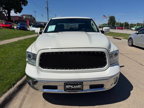 Used 2018 RAM 1500 Laramie w/ Convenience Group AWD/4WD image 8