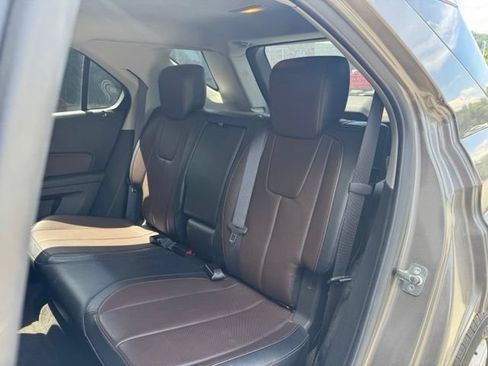 Used 2011 Chevrolet Equinox LT FWD image 15