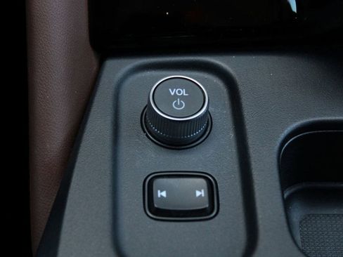 Used 2026 Acura MDX FWD w/ Technology Package image 30