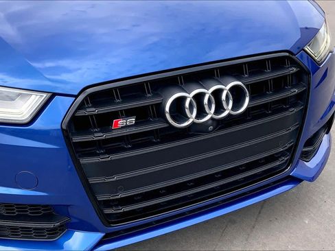 Used 2017 Audi S6 Premium Plus w/ S6 Sport Package AWD/4WD image 28