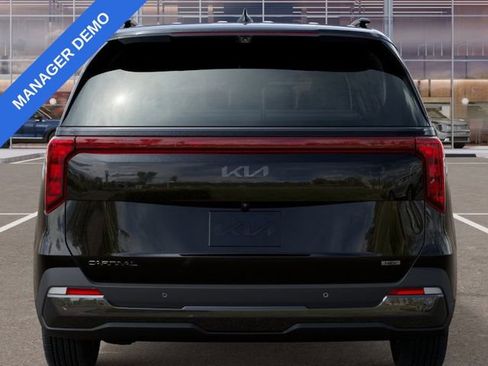 New 2025 Kia Carnival SX image 13