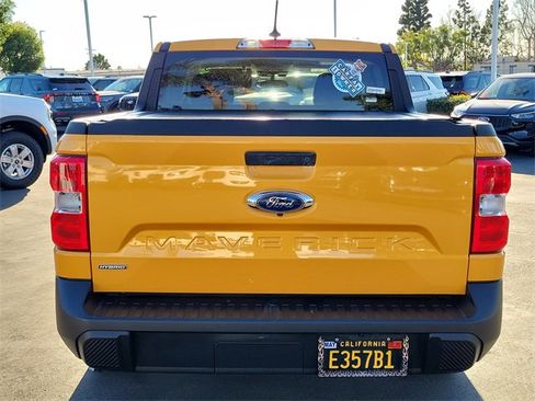 Certified 2022 Ford Maverick XLT image 21