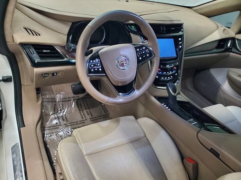 Used 2014 Cadillac ELR w/ Luxury Package image 8
