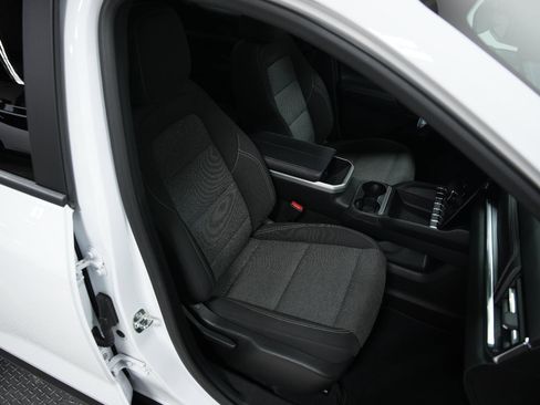 Used 2025 GMC Terrain Elevation image 15