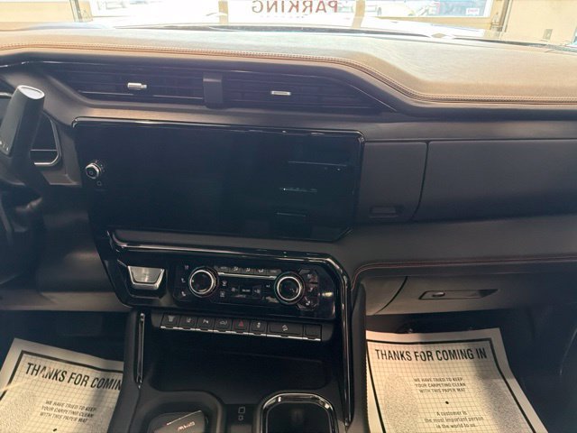 Used 2025 GMC Sierra 2500 AT4 w/ AT4 Premium Plus Package AWD/4WD image 28