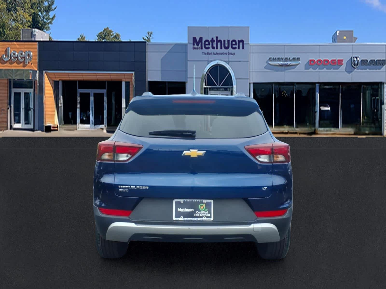 Used 2022 Chevrolet TrailBlazer LT AWD/4WD image 4