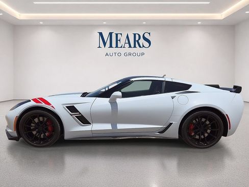 Used 2018 Chevrolet Corvette Grand Sport RWD image 2