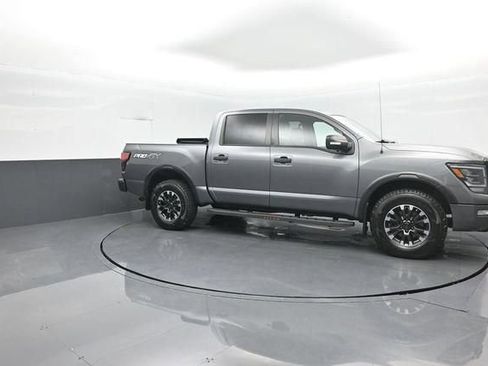 Used 2021 Nissan Titan PRO-4X w/ Pro-4x Convenience Package AWD/4WD image 2