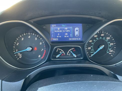 Used 2014 Ford Focus SE w/ Equipment Group 201A image 17