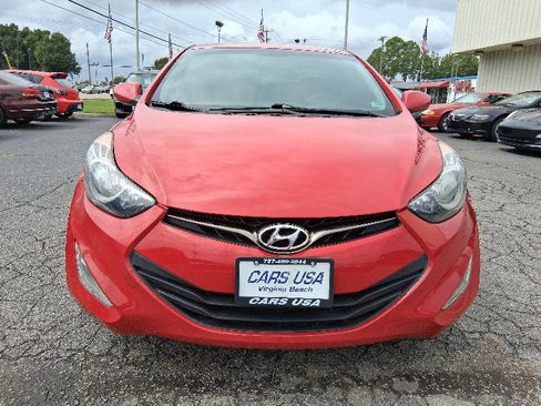 Used 2013 Hyundai Elantra image 3