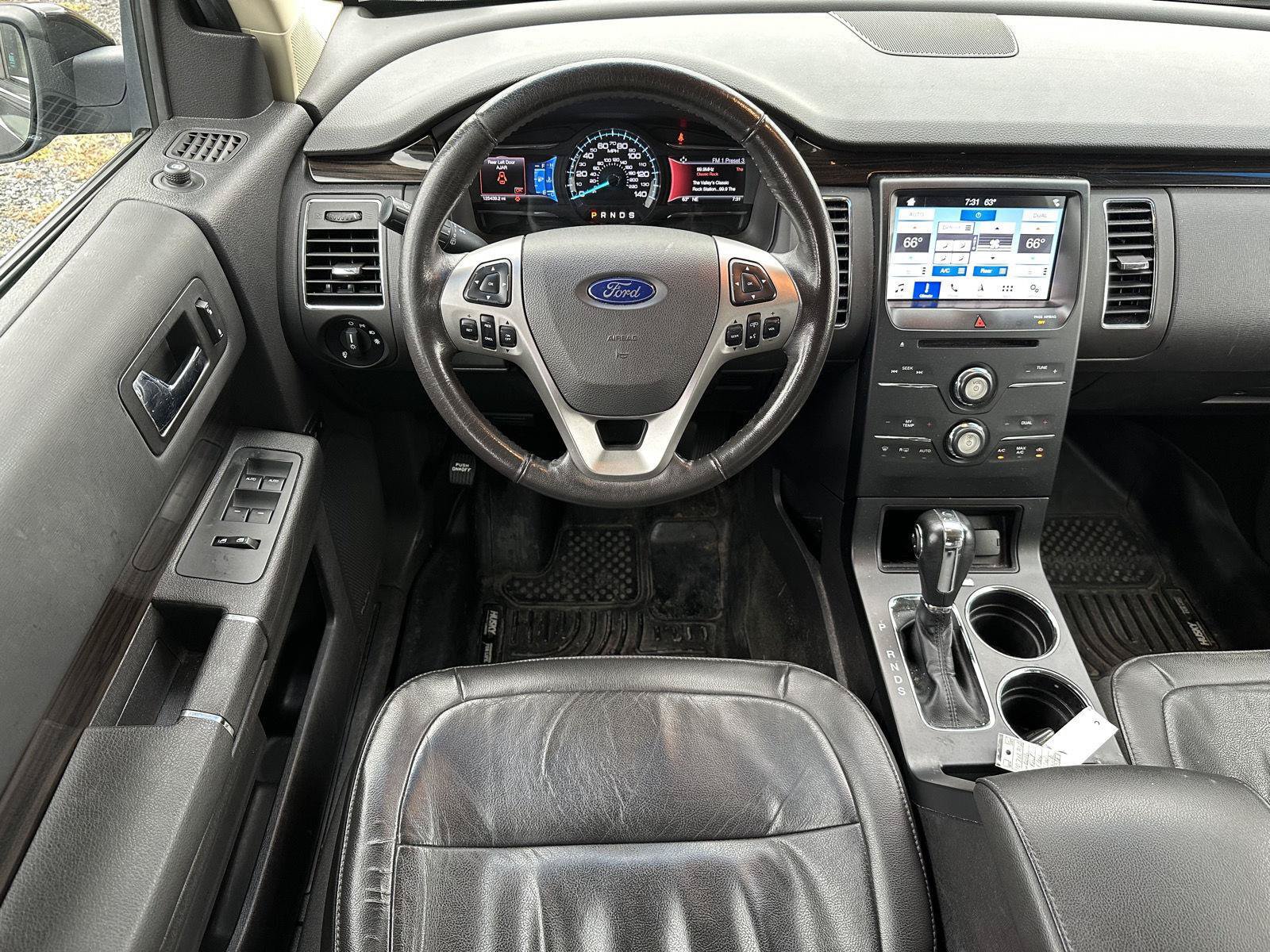 Used 2016 Ford Flex SEL w/ Equipment Group 202A FWD image 12
