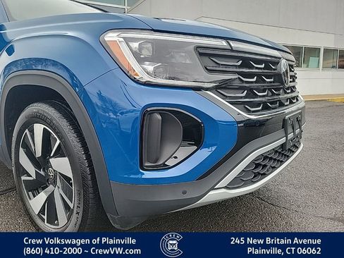 Certified 2025 Volkswagen Atlas Cross Sport SE image 22