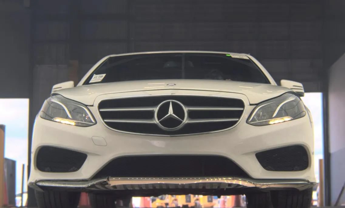 Used 2016 Mercedes-Benz E 350 Sedan w/ Premium Package image 3