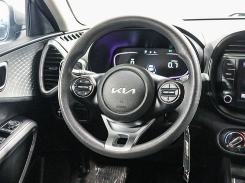 Used 2023 Kia Soul LX FWD image 15