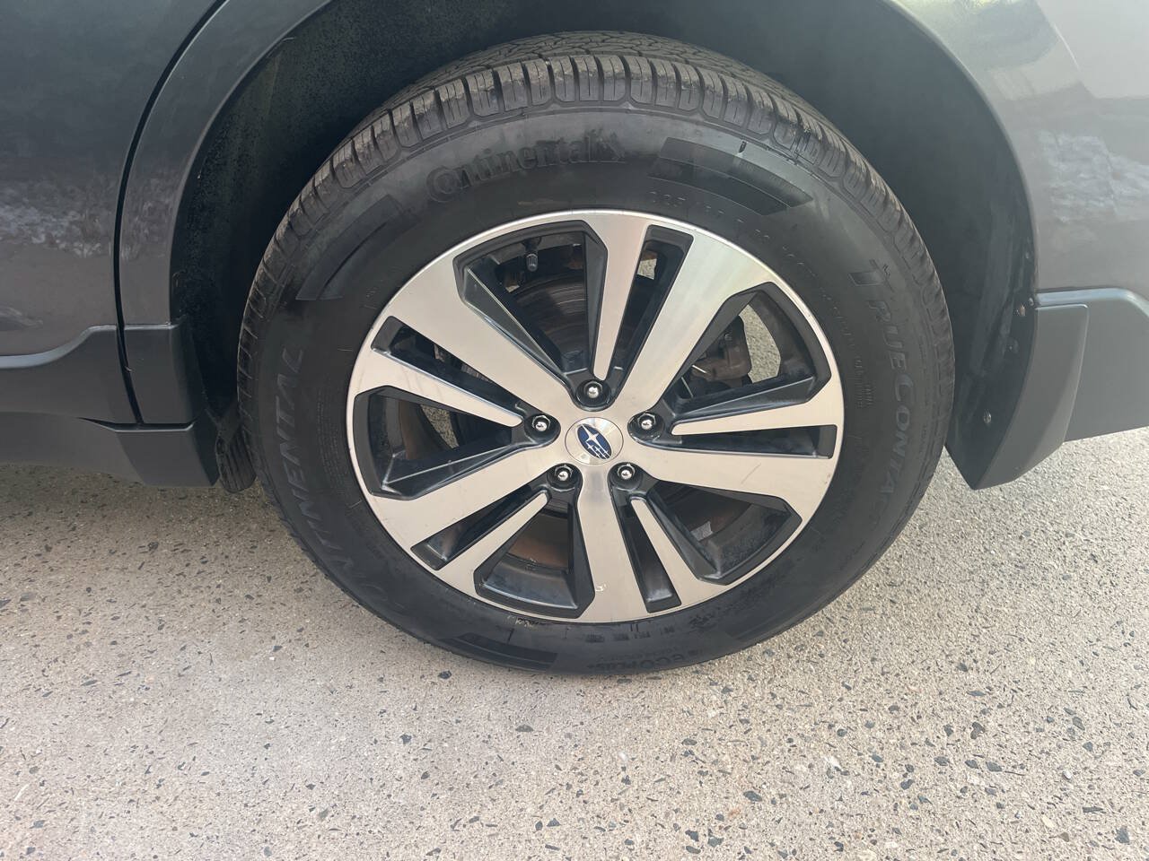Used 2018 Subaru Outback 2.5i Limited AWD/4WD image 5