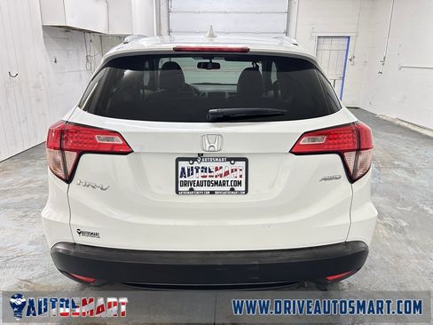Used 2018 Honda HR-V EX-L image 4