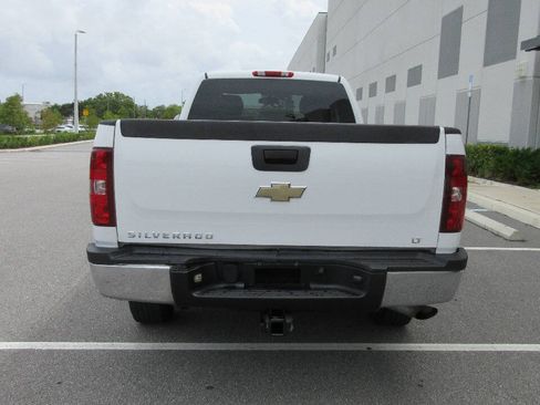 Used 2007 Chevrolet Silverado 2500 LT RWD image 4