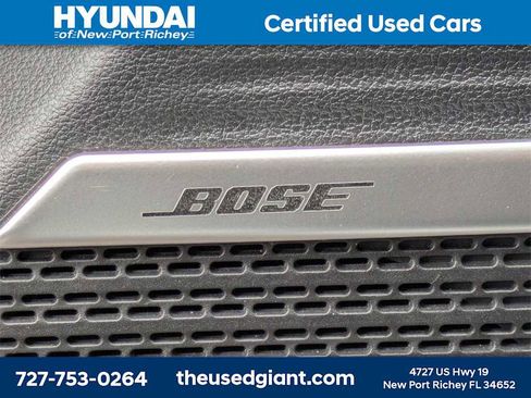 Used 2025 Hyundai Santa Fe Limited image 37