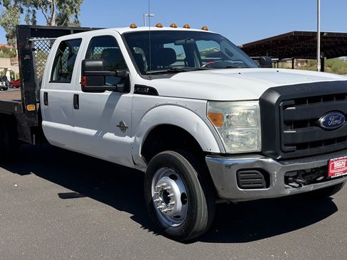 Used 2012 Ford F550 2WD Crew Cab Super Duty w/ Payload Upgrade Pkg image 27
