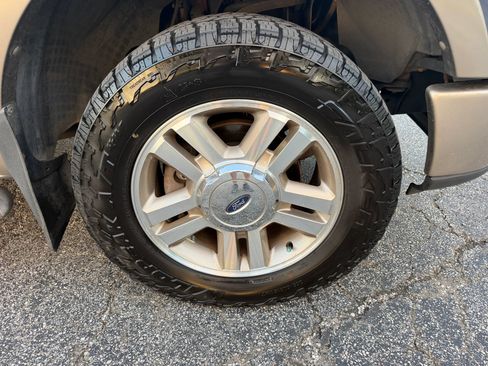Used 2006 Ford F150 Lariat RWD image 23