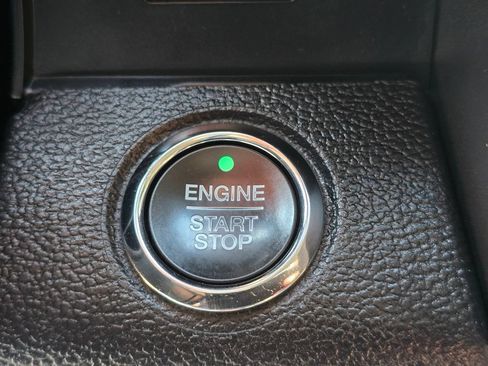 Used 2020 Ford F350 Lariat AWD/4WD image 24