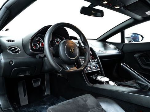 Used 2014 Lamborghini Gallardo LP 560-4 image 21