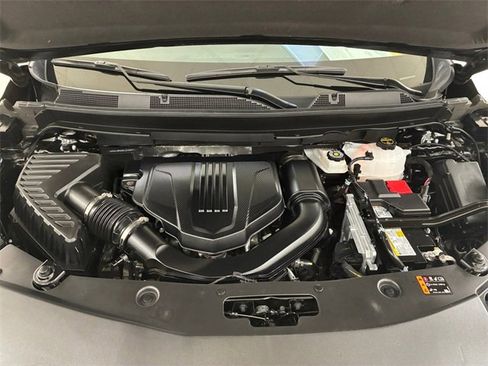 Certified 2025 Buick Enclave Sport Touring image 11