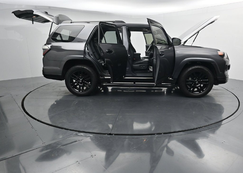 Used 2021 Toyota 4Runner Nightshade AWD/4WD image 38