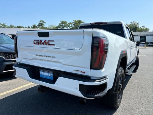 Used 2024 GMC Sierra 2500 AT4 w/ AT4 Premium Plus Package image 37