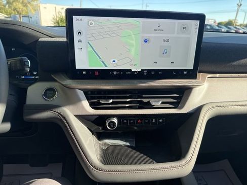 New 2026 Ford Explorer Active w/ Active Comfort Package image 22