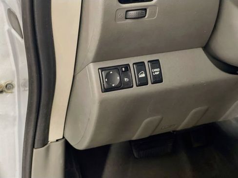 Used 2019 Nissan Frontier SV AWD/4WD image 10