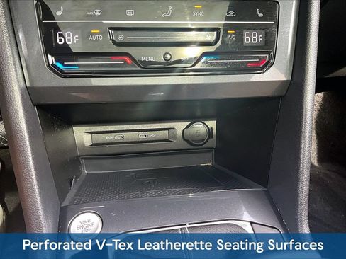 Used 2022 Volkswagen Tiguan SE AWD/4WD image 21