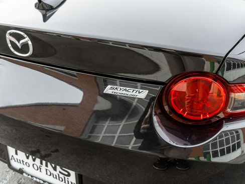 Used 2017 MAZDA MX-5 Miata RF Grand Touring image 30