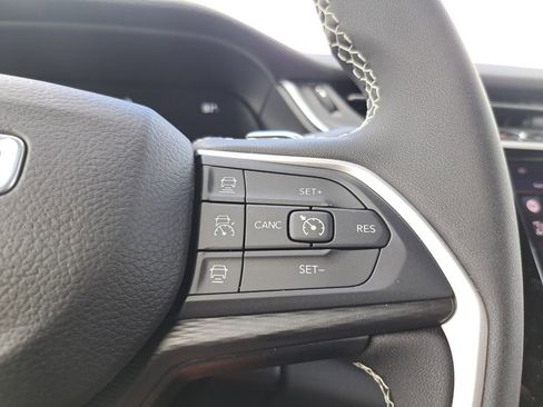 New 2026 Jeep Grand Cherokee Laredo image 12