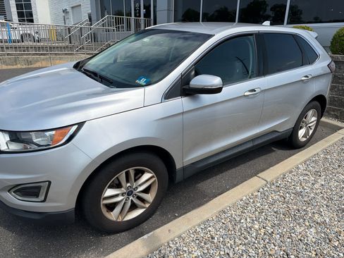 Used 2018 Ford Edge SEL AWD/4WD image 6