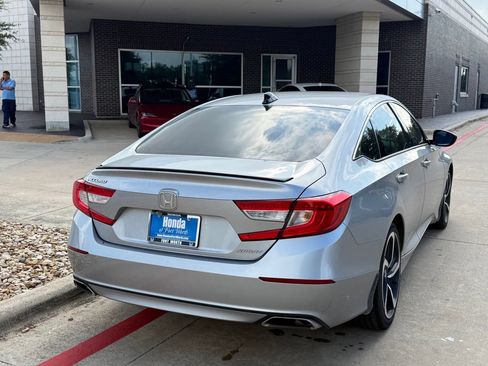 Used 2022 Honda Accord Sport image 5