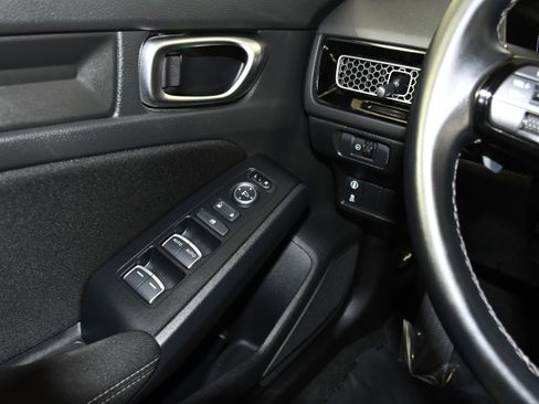 Used 2024 Honda Civic Sport image 31