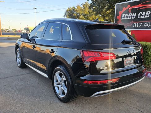 Used 2019 Audi Q5 2.0T Premium w/ Convenience Package image 3