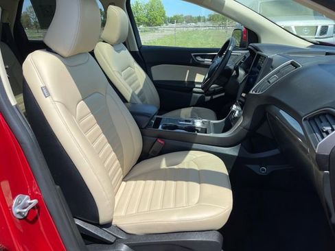 Used 2024 Ford Edge SEL w/ Convenience Package image 38