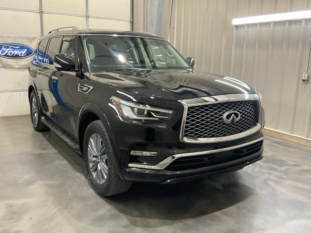 Used 2022 INFINITI QX80 Luxe w/ Cargo Package AWD/4WD image 2