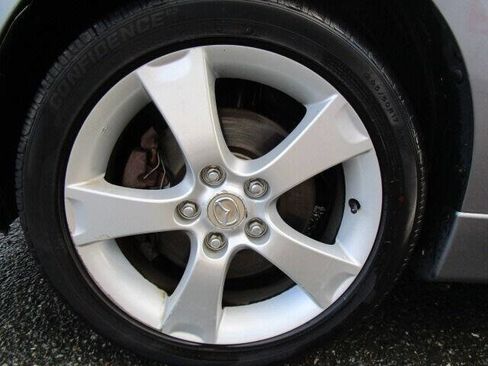 Used 2005 MAZDA MAZDA3 s w/ Sport Pkg image 34